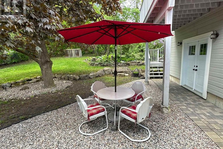 29528008/1105-edward-street/manotick-long-island-nicholls-island/ottawa/ontario/K4M1G8_40