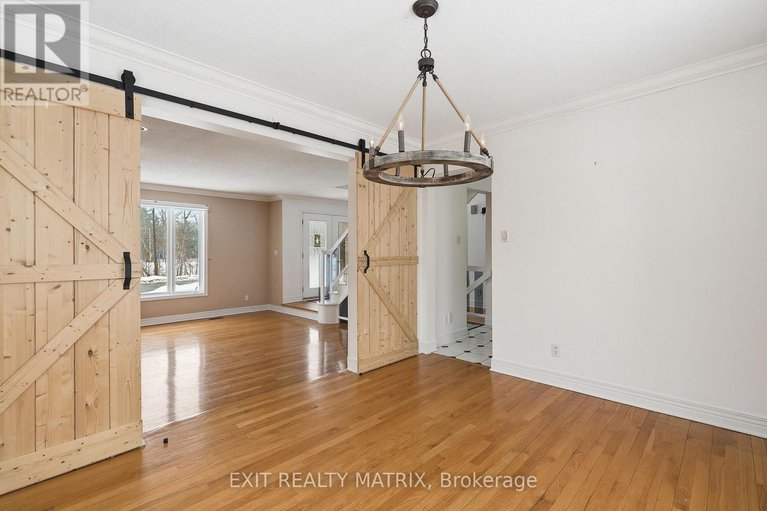 29349374/203-montee-outaouais-road/town-of-rockland/clarence-rockland/ontario/K4K1G2_9