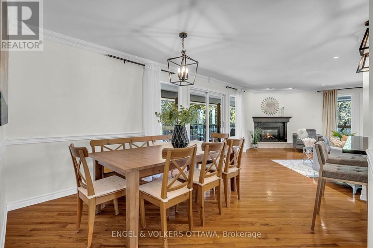 28314579/7359-marcella-drive/osgoode-twp-north-of-reg-rd-6/ottawa/ontario/K4P1P7_12