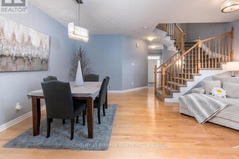 29507569/634-moorpark-avenue/emerald-meadowstrailwest/ottawa/ontario/K2M0H8_17
