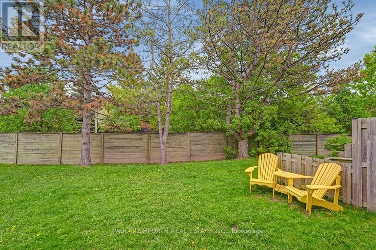 29639209/382-verdon-private/hunt-club-parkgreenboro/ottawa/ontario/K1T3A3_22