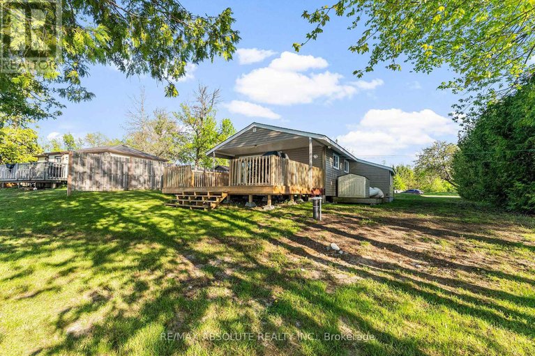 28406088/33-b-oakdale-lane/horton-twp/horton/ontario/K7V3Z8_18