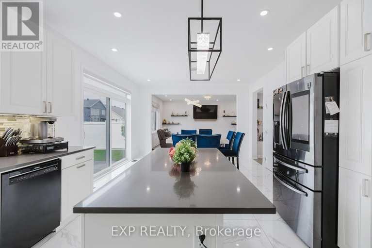 28637625/504-albert-boyd-private/huntley-ward-south-east/ottawa/ontario/K0A1L0_12