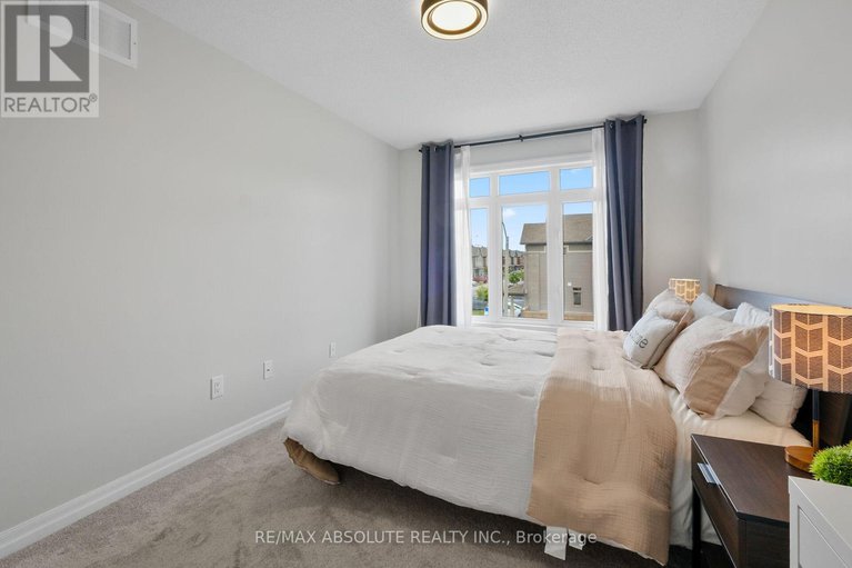 28626462/243-overberg-way/emerald-meadowstrailwest/ottawa/ontario/K2S0V8_28
