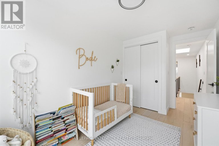 29571259/221-wesley-avenue/westborohampton-park/ottawa/ontario/K1Z7A2_24