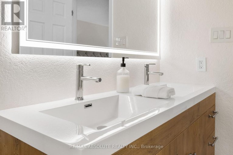 29076588/3-buttonwood-trail/stittsville-central/ottawa/ontario/K2S1C9_28