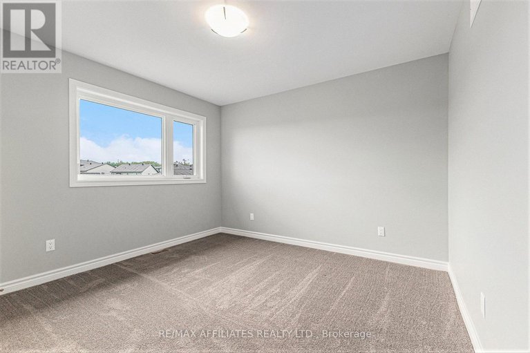 28561042/137-seabert-drive/arnprior/arnprior/ontario/K7S0K1_18