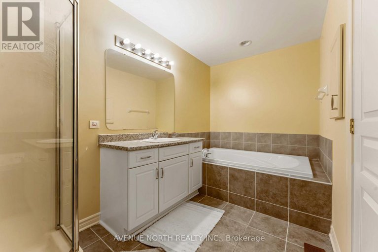 29005239/241-waymark-crescent/bridlewood/ottawa/ontario/K2M0A6_13