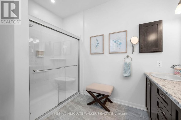 29450654/1013-diamond-street/clarencerockland-twp/clarence-rockland/ontario/K4K0H7_17