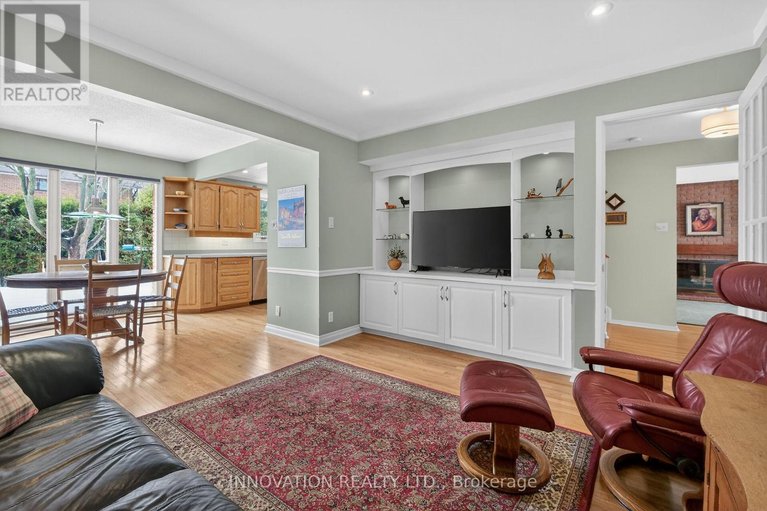 29490133/54-selwyn-place-w/beaverbrook/ottawa/ontario/K2K1P2_17