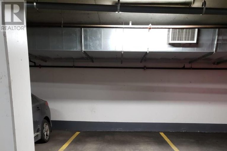 29061046/2785-baseline-road/redwood-park/ottawa/ontario/K2H0B7_15