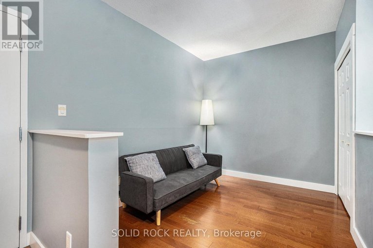 28710225/202-134-york-street/lower-townbyward-market/ottawa/ontario/K1N1K8_10
