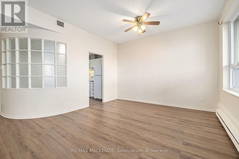 28692050/101-50-emmerson-avenue/mechanicsville/ottawa/ontario/K1Y4P7_5