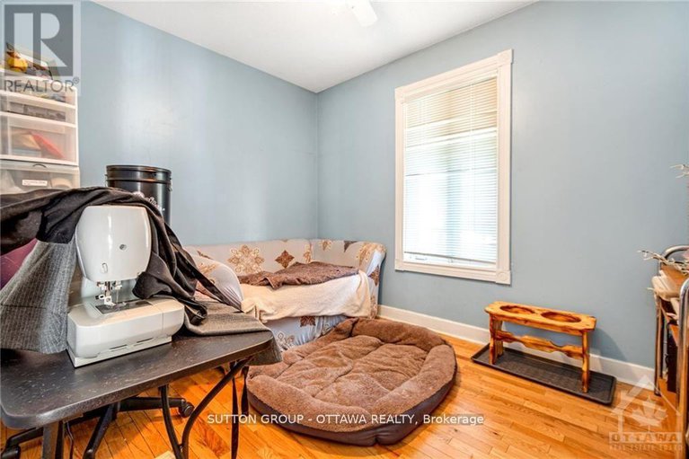 28870961/846-st-laurent-boulevard/overbrookcastle-heights/ottawa/ontario/K1K3A9_16