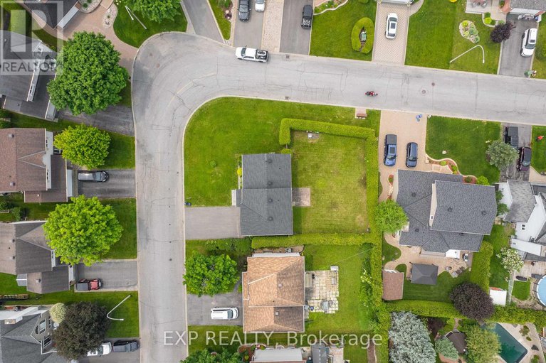 28448593/3379-descotes-circle/town-of-rockland/clarence-rockland/ontario/K4K1A8_33