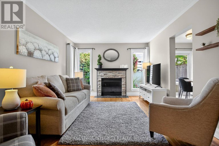 28934975/13-roblyn-way/barrhaven-east/ottawa/ontario/K2G5Z4_6