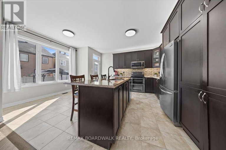 29434197/130-pinelock-street/emerald-meadowstrailwest/ottawa/ontario/K2M0L5_22