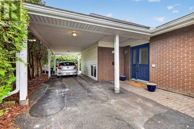 29678412/1795-devlin-crescent/playfair-park/ottawa/ontario/K1H5T5_2