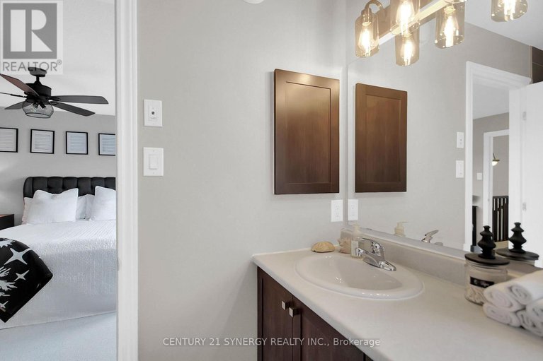 28555720/251-mojave-crescent/stittsville-north/ottawa/ontario/K2S0H6_32