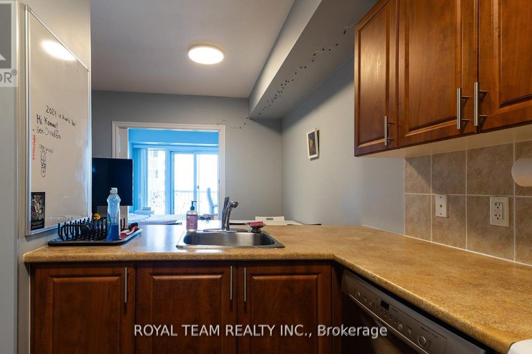 28326120/1903-234-rideau-street/sandy-hill/ottawa/ontario/K1N0A9_7