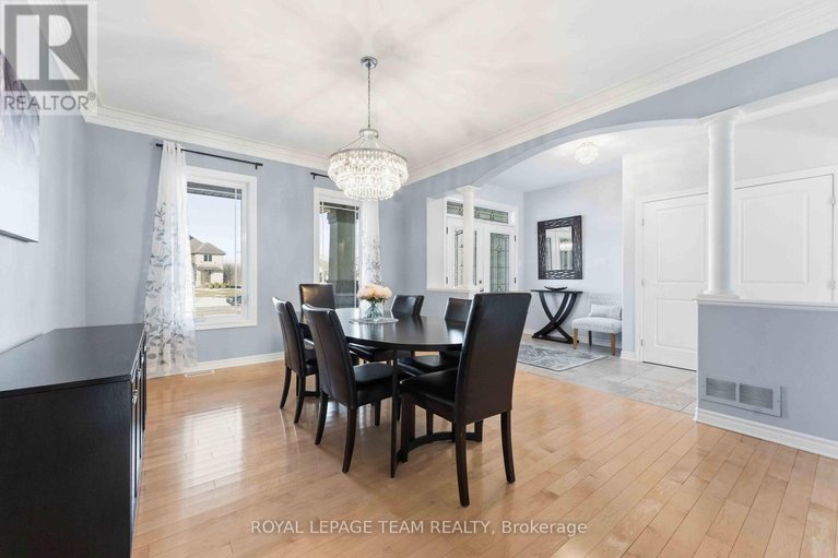 29563750/6868-sparkling-lake-way/greely/ottawa/ontario/K4P1R7_8