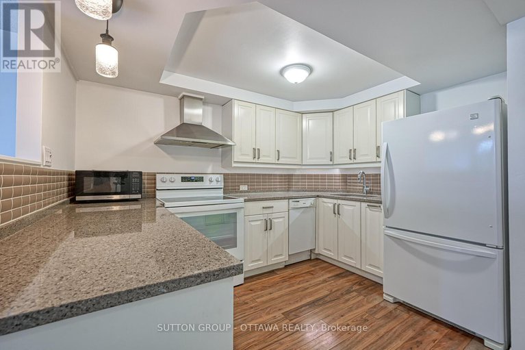 29072599/202-550-cambridge-street-s/west-centre-town/ottawa/ontario/K1S5N3_15