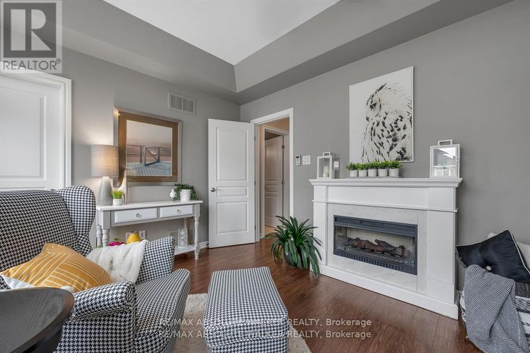28413790/48-edenvale-drive/beaverbrook/ottawa/ontario/K2K0A3_12