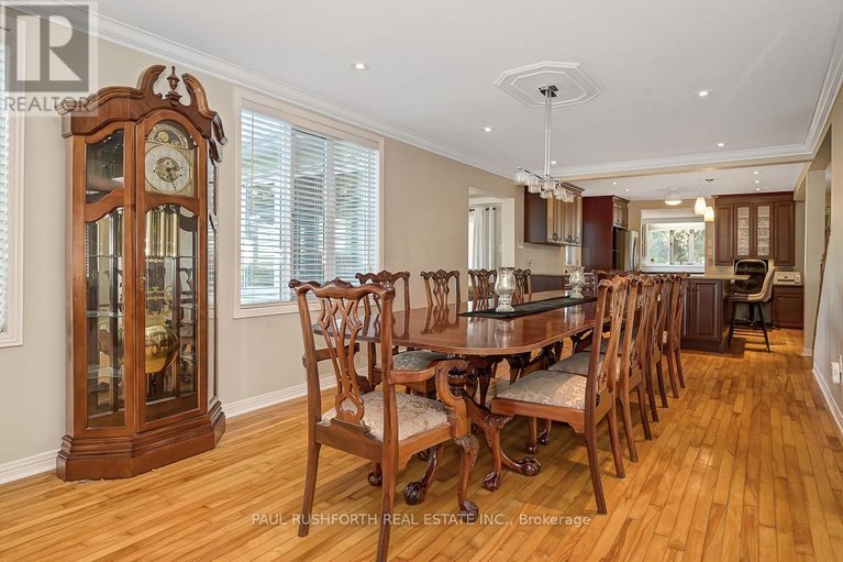 29613584/1565-lilac-lane/camelot/ottawa/ontario/K4C1C4_12