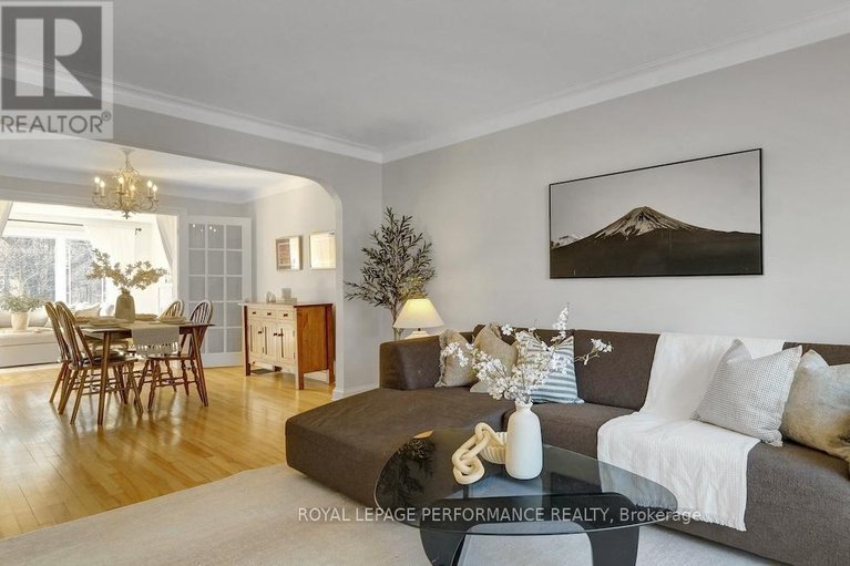 29647561/1638-abbey-road/riverview-park/ottawa/ontario/K1G0H3_8