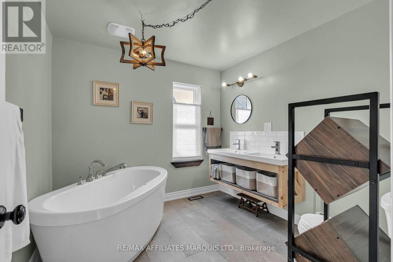 29012672/71-main-street/south-stormont-osnabruck-twp/south-stormont/ontario/K0C1Y0_29