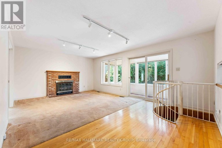 28649696/109-country-club-drive/hunt-club/ottawa/ontario/K1V0B4_8