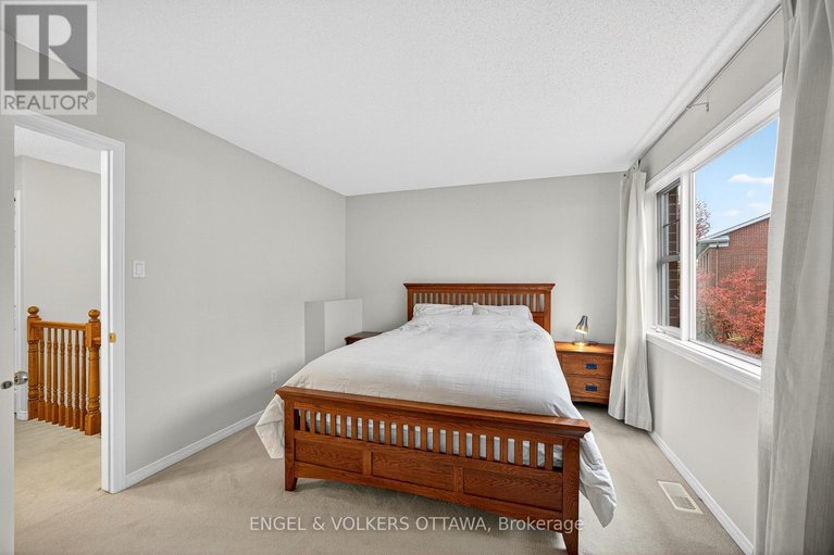 29030963/277-mart-circle/manor-park/ottawa/ontario/K1K4W2_27