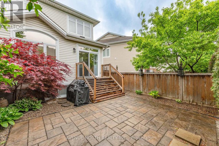 28359257/92-encore-private/city-viewskylinefisher-heightsparkwood-hills/ottawa/ontario/K2E0A2_29
