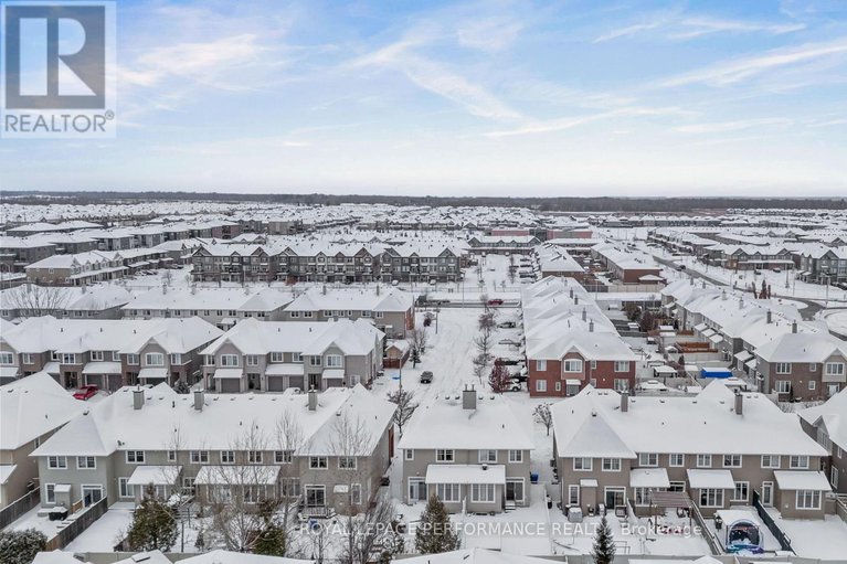 29246573/416-rochefort-circle/avalon-west/ottawa/ontario/K4A0M8_42