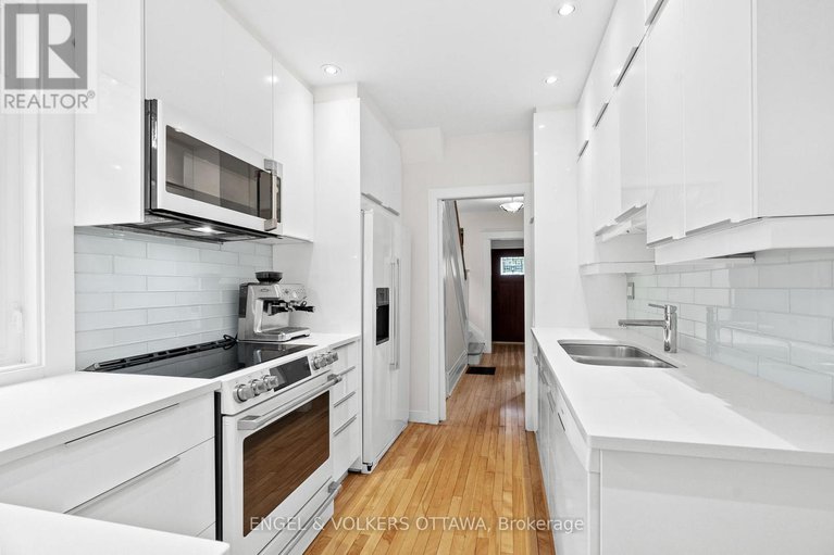 28758785/47-fentiman-avenue/old-ottawa-southrideau-gardens/ottawa/ontario/K1S0T5_18