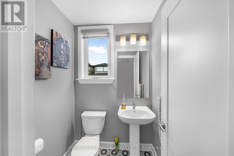 28815474/896-sendero-way/remainder-of-stittsville-area/ottawa/ontario/K2S2W8_9
