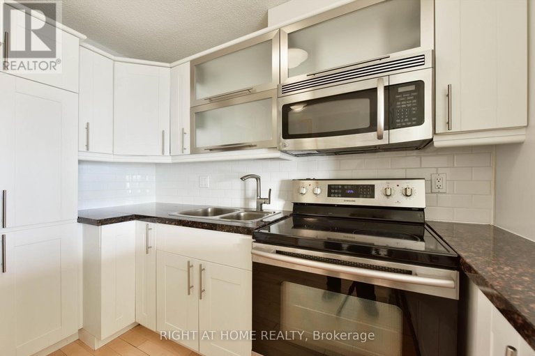 27927531/1705-1785-frobisher-lane/riverview-park/ottawa/ontario/K1G3T7_7