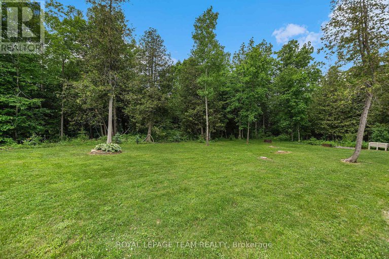 28579914/4517-roger-stevens-drive/rideau-twp-south-to-roger-stevens-drive/ottawa/ontario/K7A4S6_33
