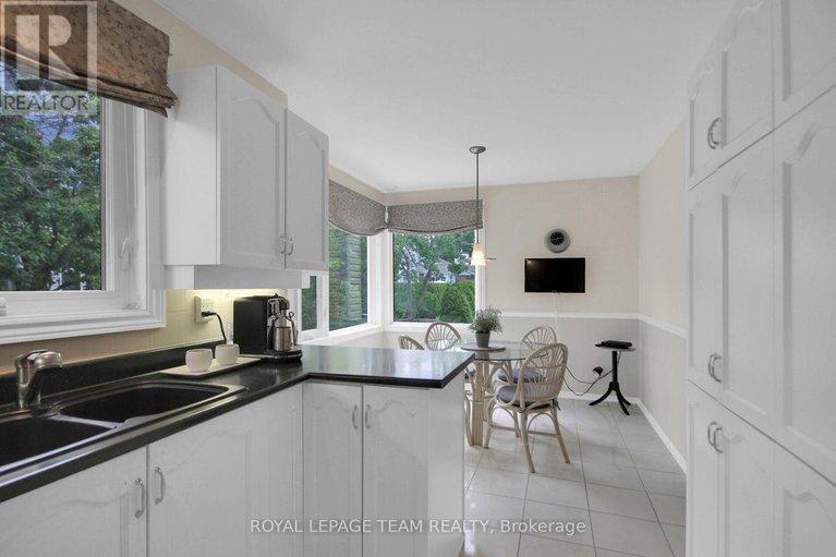 28525664/20-grand-cedar-court/stittsville-central/ottawa/ontario/K2S1C8_8