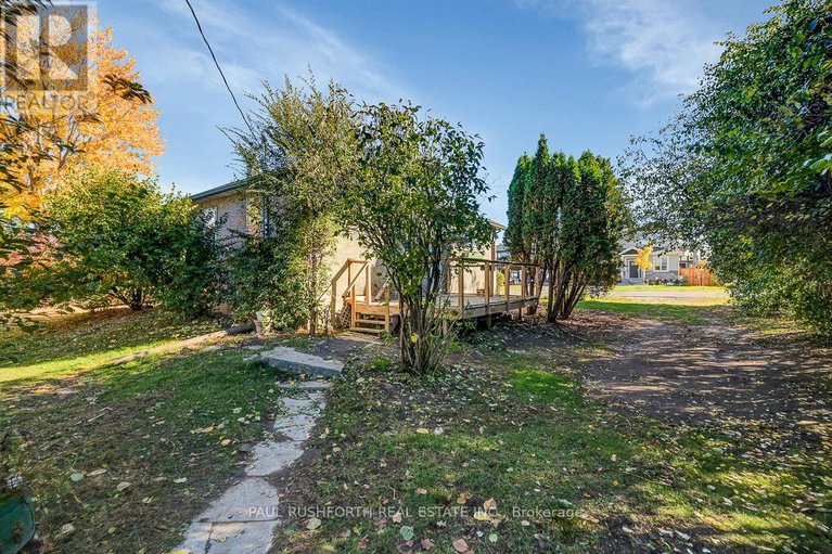 29052303/39-cote-de-neiges-road/meadowlandsst-claire-gardens/ottawa/ontario/K2G2C3_24