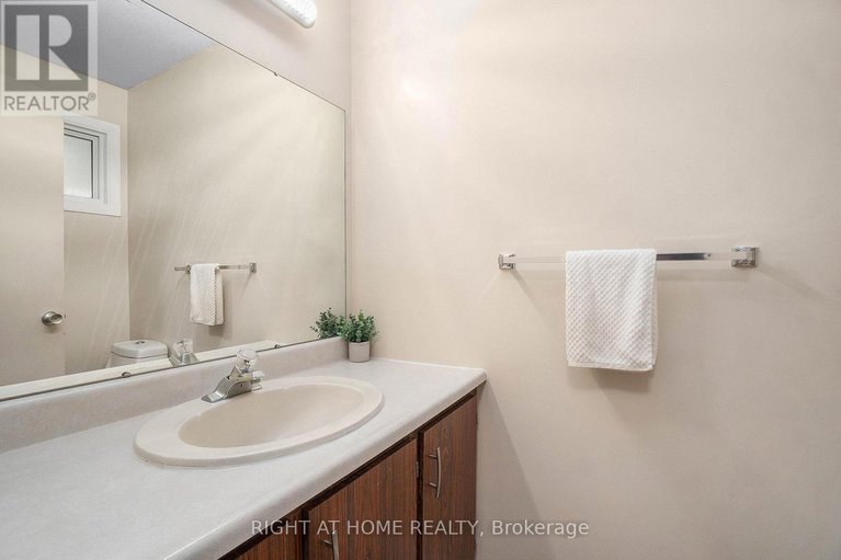 29125842/59-2939-fairlea-crescent/heron-gateindustrial-park/ottawa/ontario/K1V9A5_8