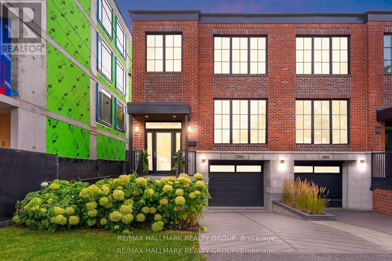 29052704/396-roosevelt-avenue/westboro-west/ottawa/ontario/K2A1Z3_1