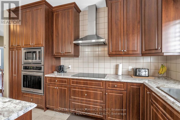 28450565/6685-yacht-boulevard/south-glengarry-charlottenburgh-twp/south-glengarry/ontario/K6H7N6_16