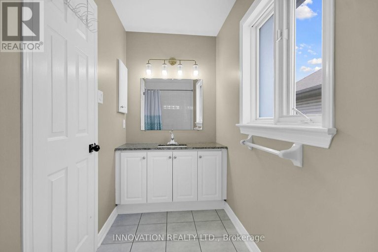 28841817/16-sauble-drive/bridlewood/ottawa/ontario/K2M2Y3_22