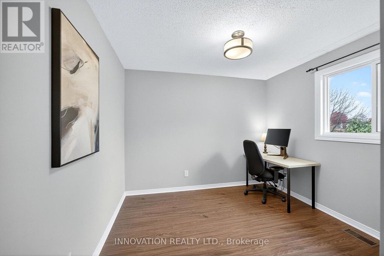 29023433/7-hyannis-avenue/cedargrovefraserdale/ottawa/ontario/K2J3H9_27