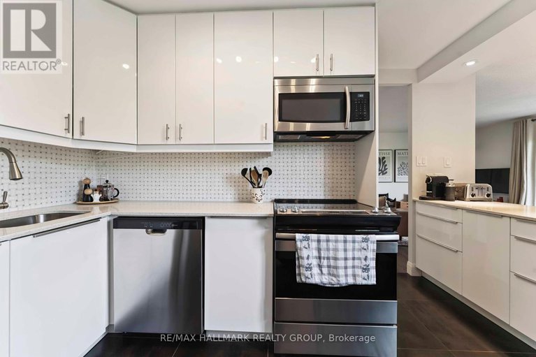 28620616/406-333-chapel-street/sandy-hill/ottawa/ontario/K1N8Y8_8