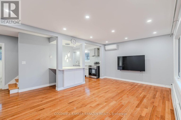 29294876/10-argue-drive/borden-farmstewart-farmcarleton-heightsparkwood-hills/ottawa/ontario/K2E6S1_9