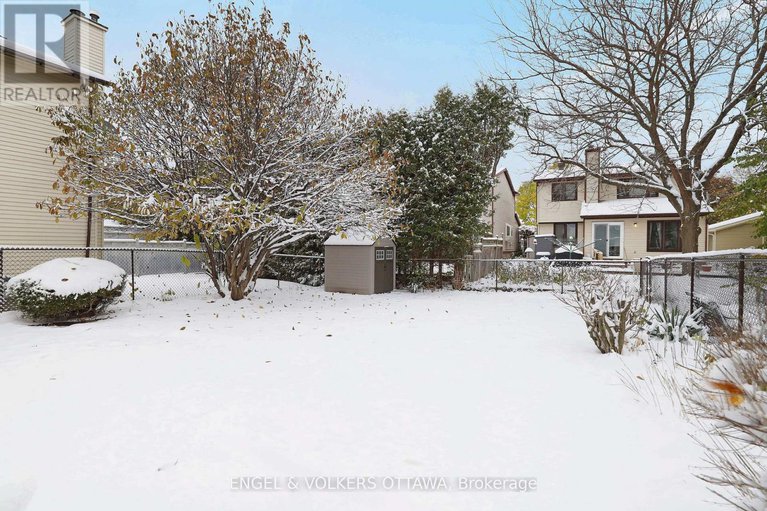 29097946/60-homestead-street/borden-farmstewart-farmcarleton-heightsparkwood-hills/ottawa/ontario/K2E7N6_27