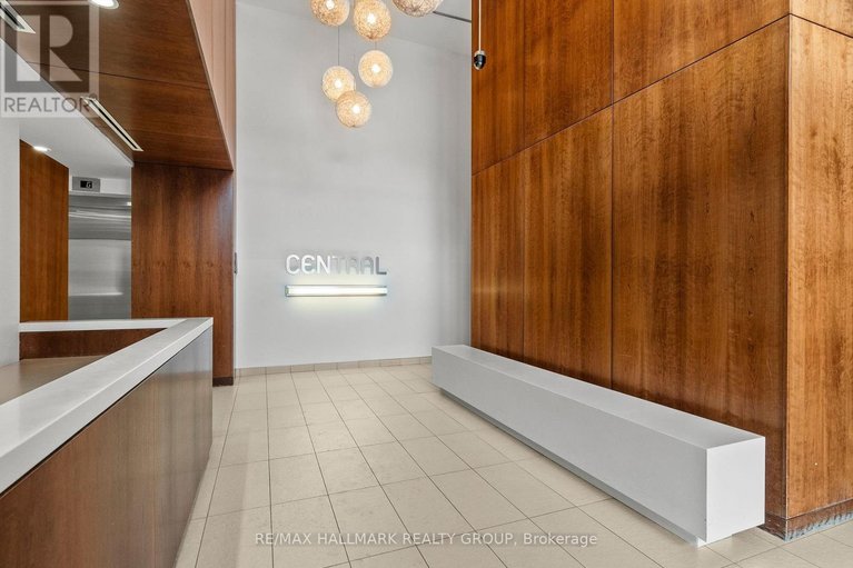 29606023/332-354-gladstone-avenue/ottawa-centre/ottawa/ontario/K2P0R4_23