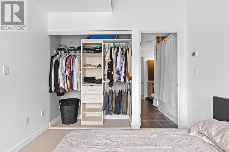 29376464/303-179-george-street/lower-townbyward-market/ottawa/ontario/K1N1J8_17